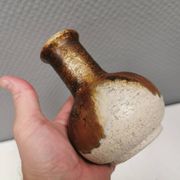 Small, delicious vase by Axel Larsen Denmark 70s for his own company AXELLA