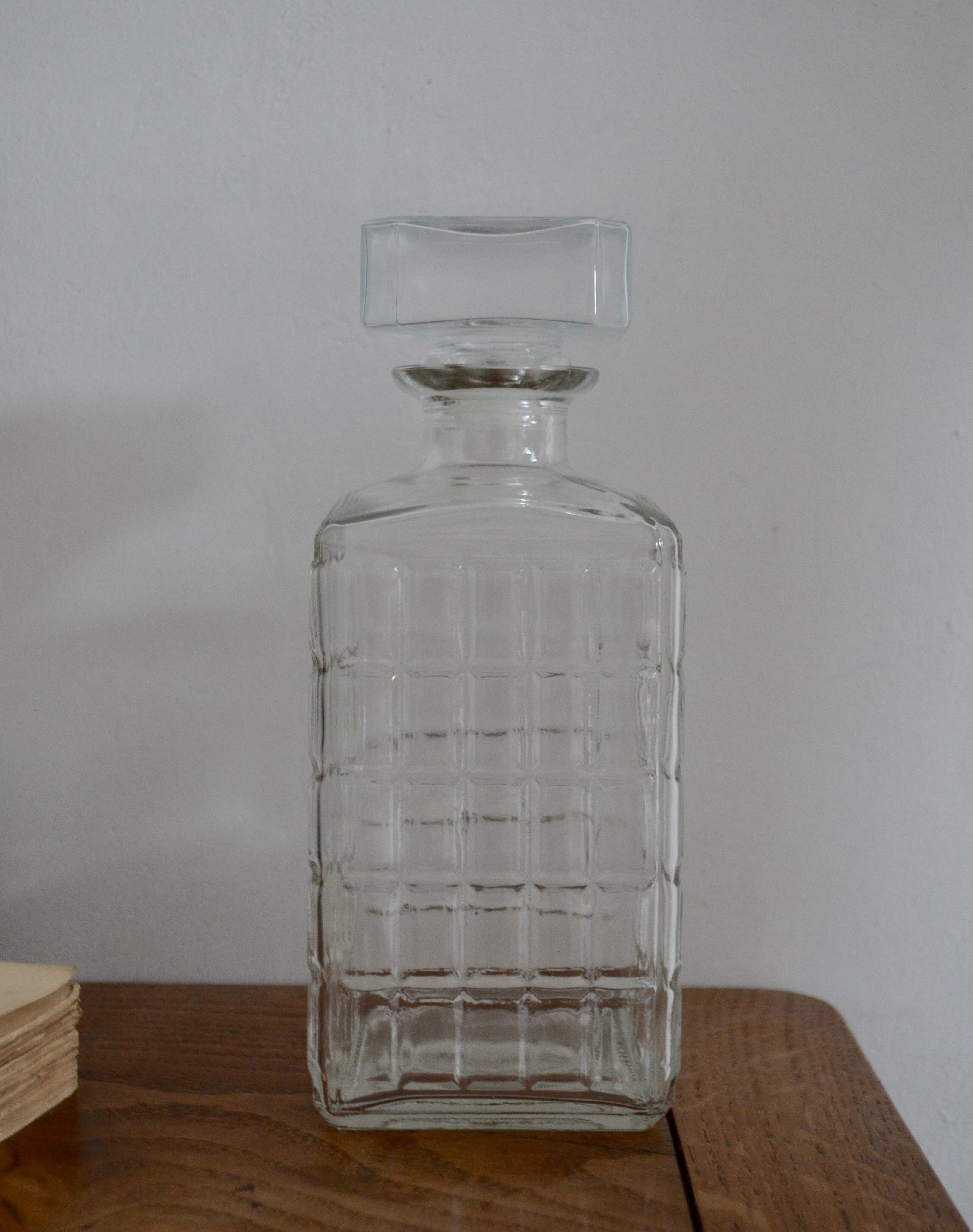 Whisky decanter