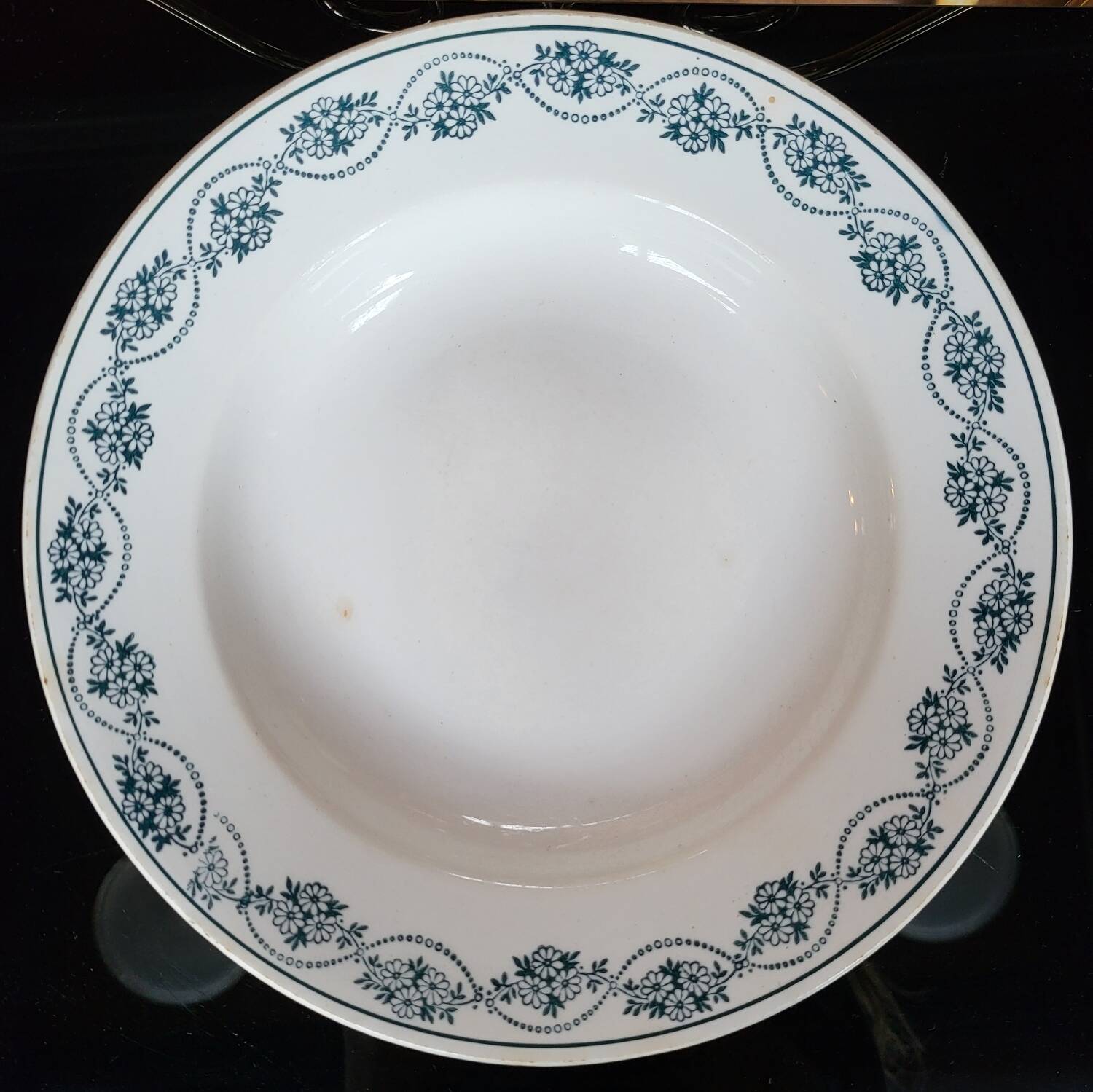 Set of 5 Terre de Fer plates 1900 Wilbur and St Amand