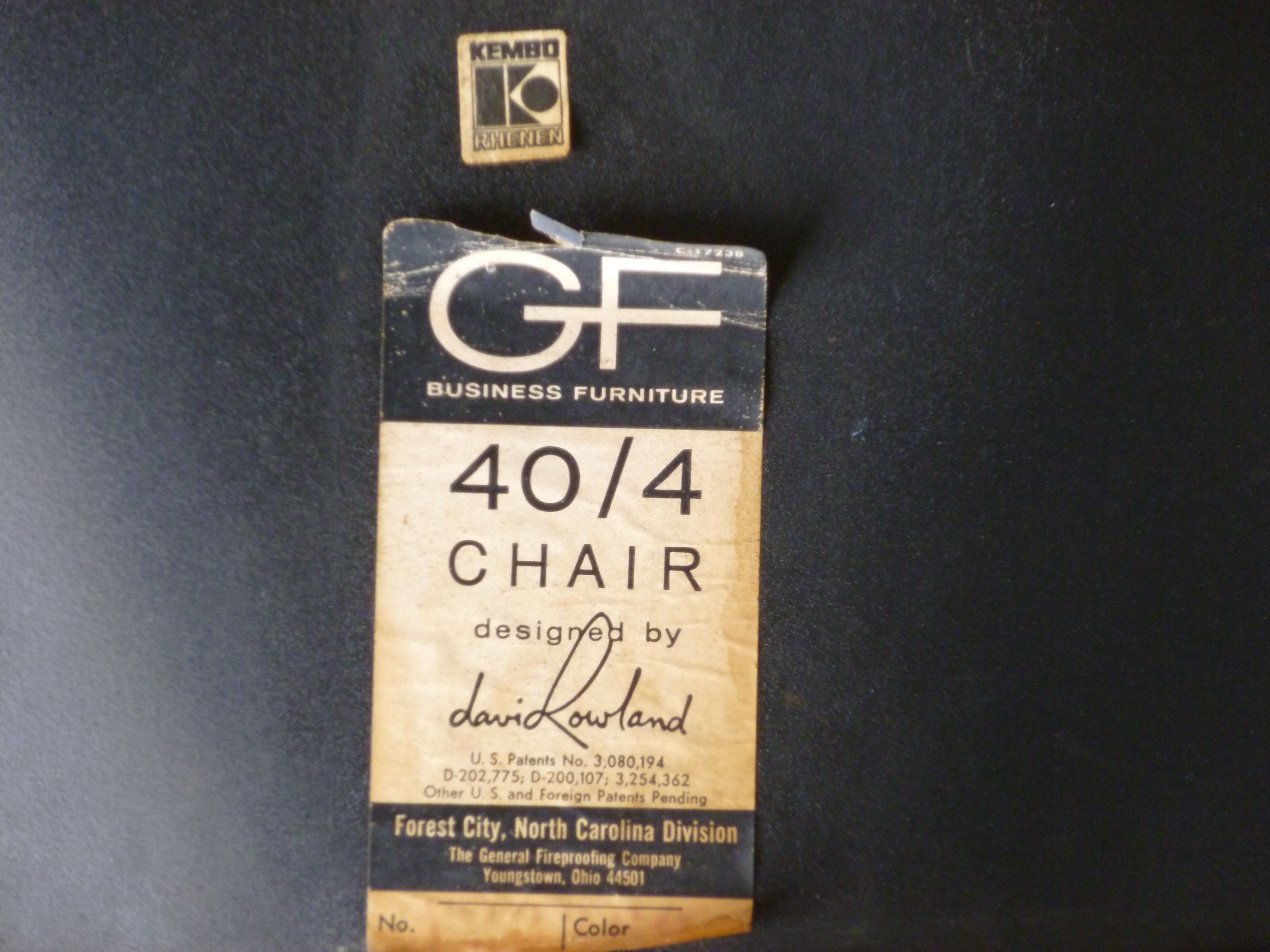 Pair of chairs GF 40/4 design David Rowland years 70