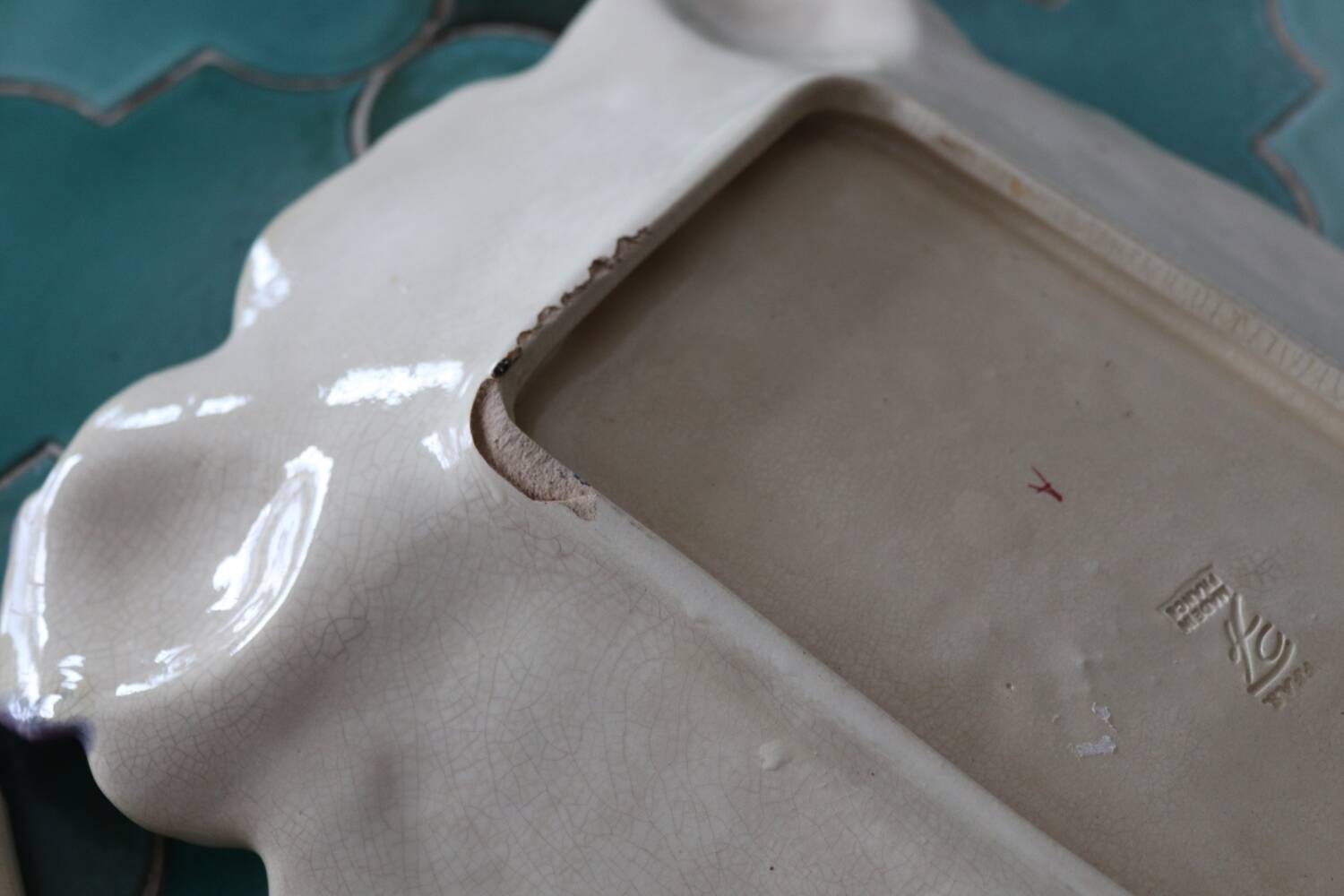 Old barbotine asparagus dish