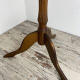 Wooden pedestal table