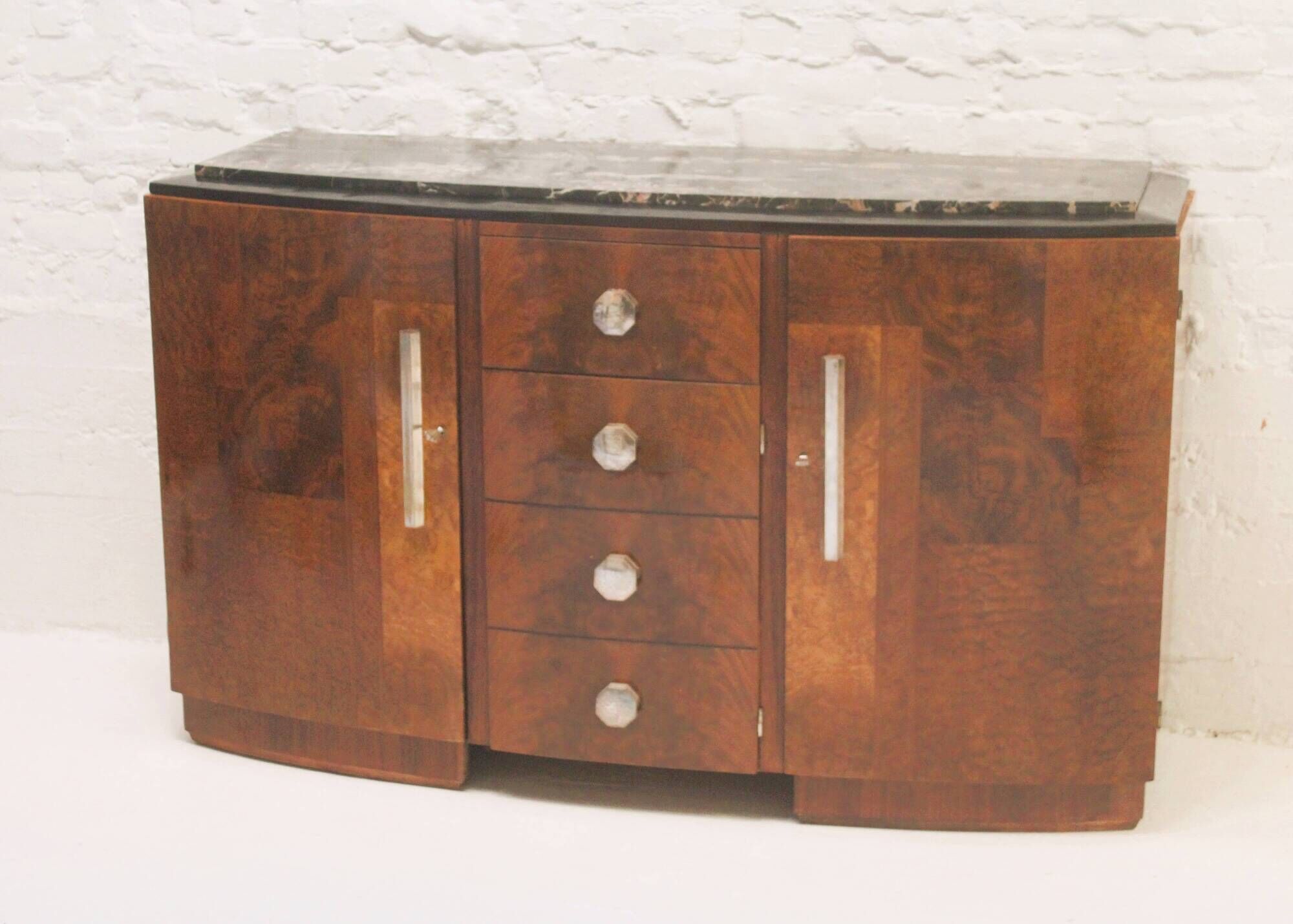 French Art Deco sideboard from the 1930s