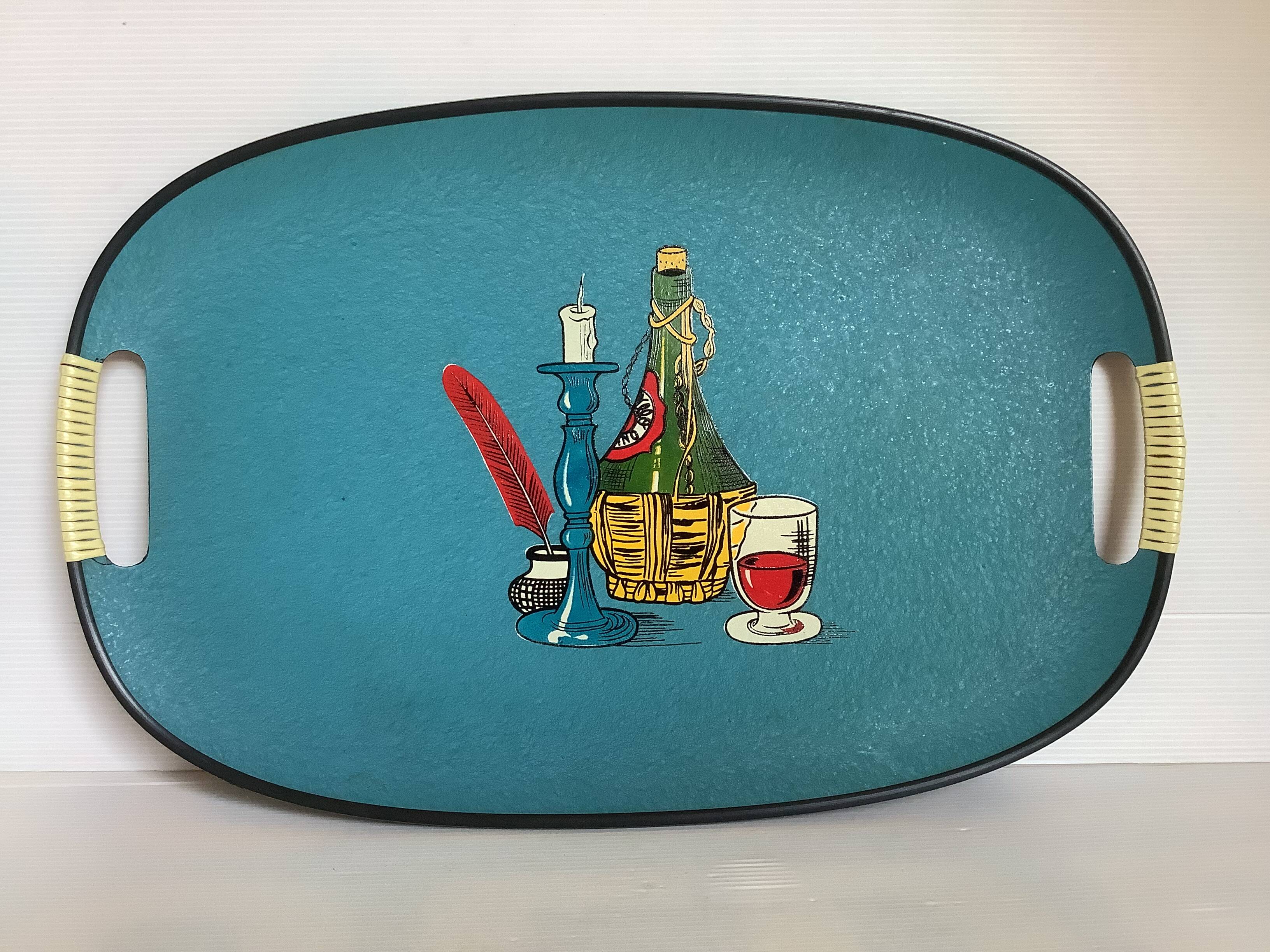 Vintage tray with scoubidou handles