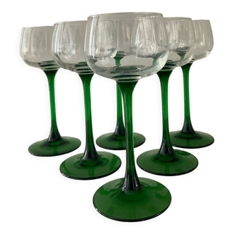 Series of 6 vintage Luminarc wine glasses