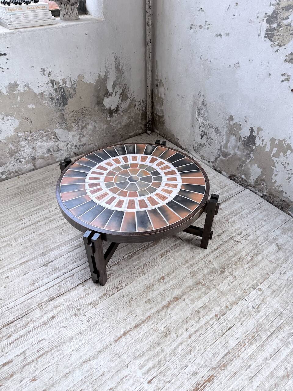 Round coffee table Roger Capron herbarium terracotta