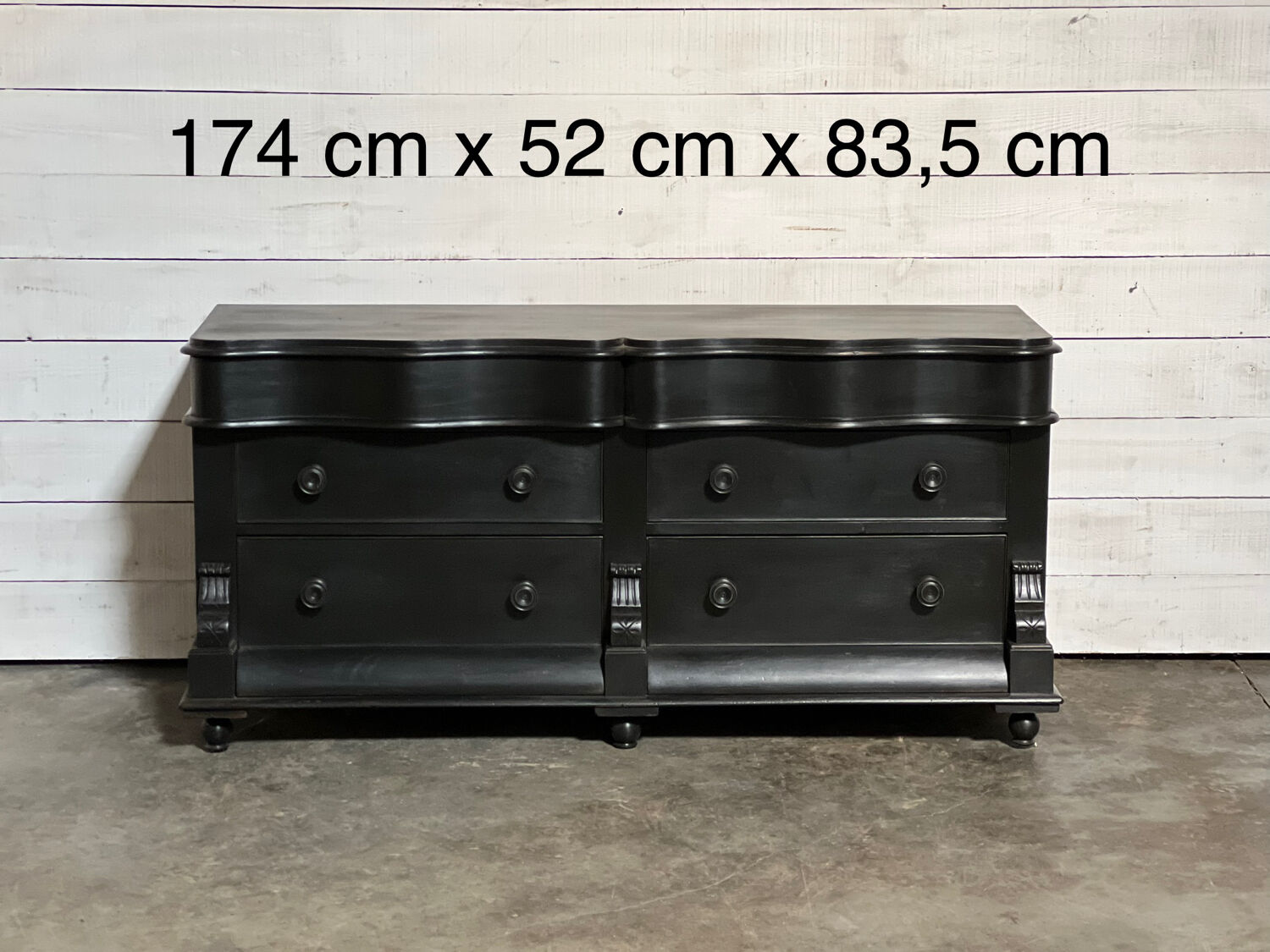 Old chest of drawers