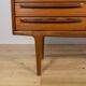 Buffet haut en teck des années 60 par John Herbert pour A. Younger Ltd.