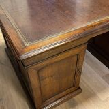 Antique English partnerdesk