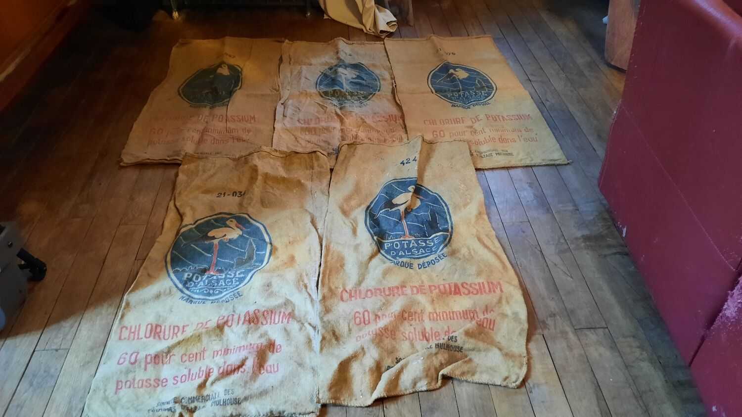 Set of 5 bags in burlap potash from Alsace