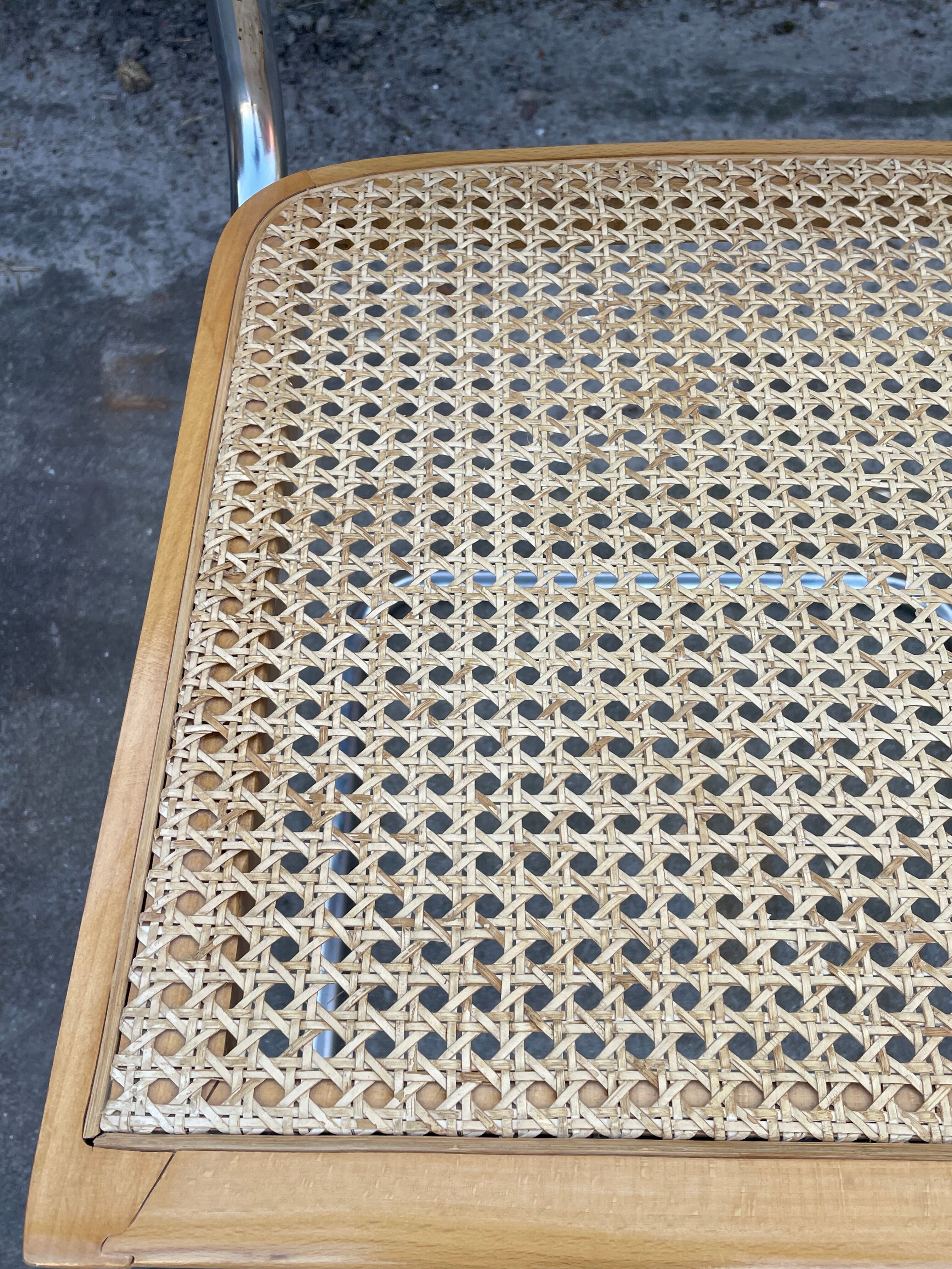Lot de  4 chaises modèle Cesca B32