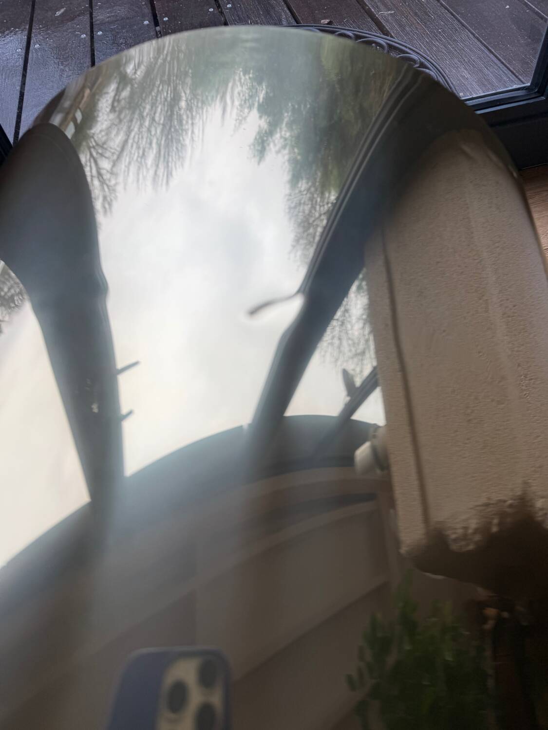 Beautiful ceramic base lamp with a golden metal shade.