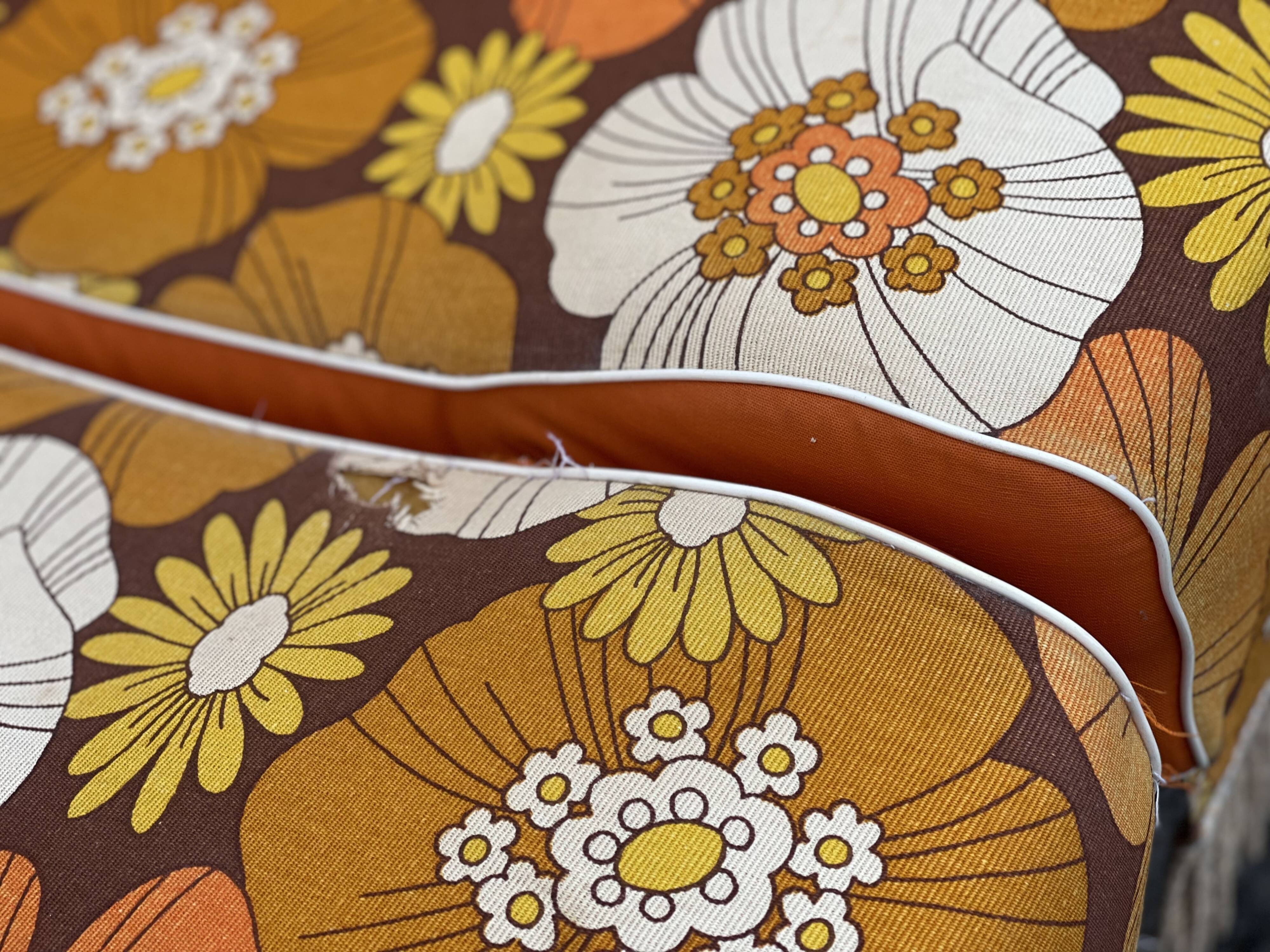 Balancelle flower power 1970