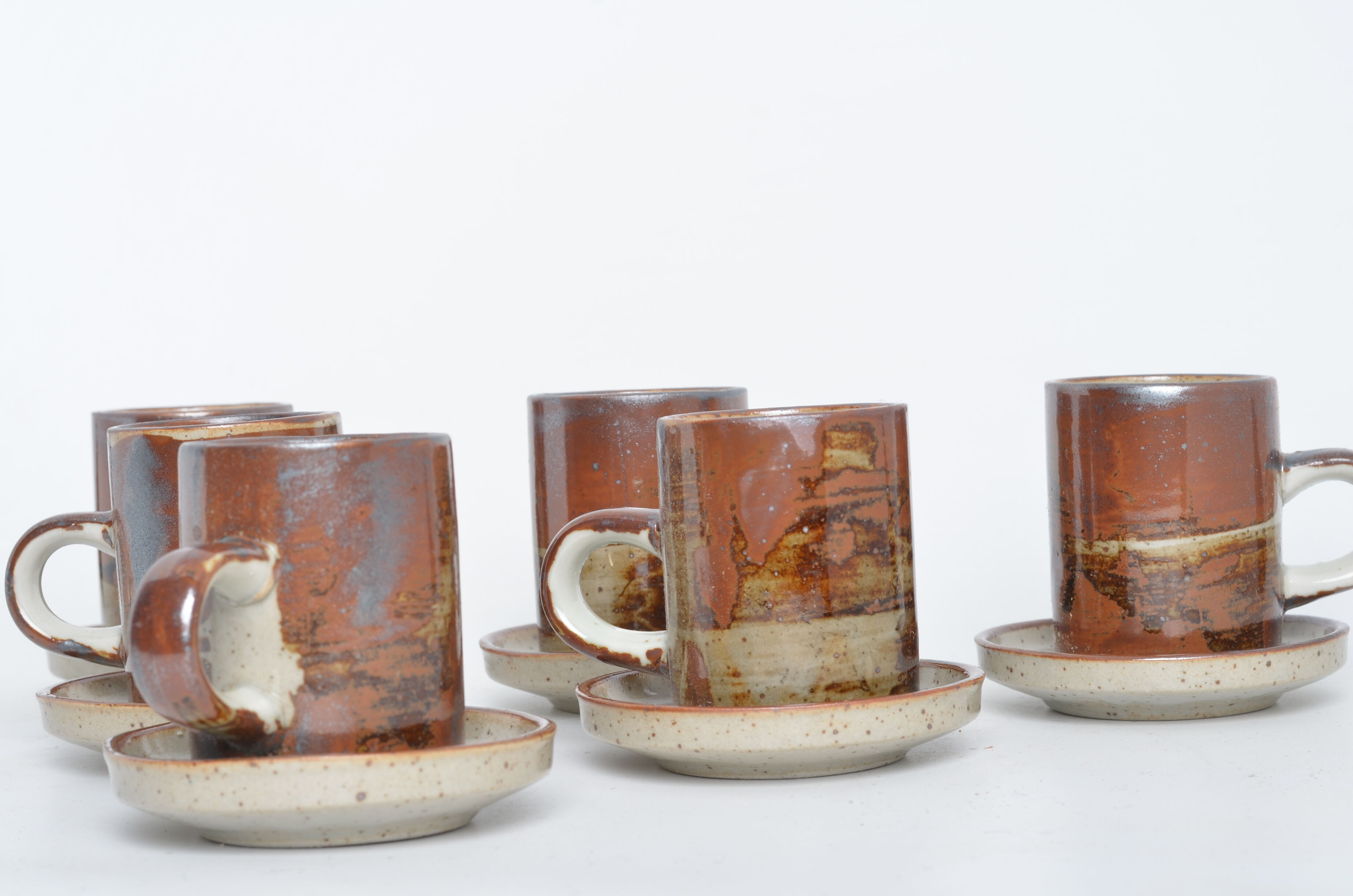 6 cup coffees in sandstone