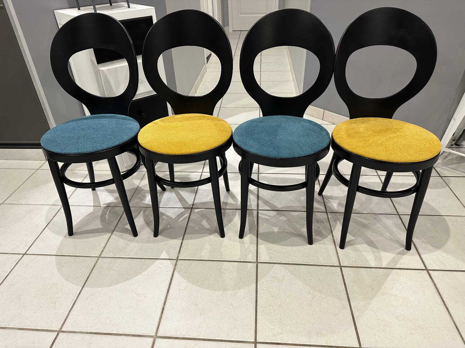 Set of 4 Baumann Bistro chairs, Mouette model, vintage 1970