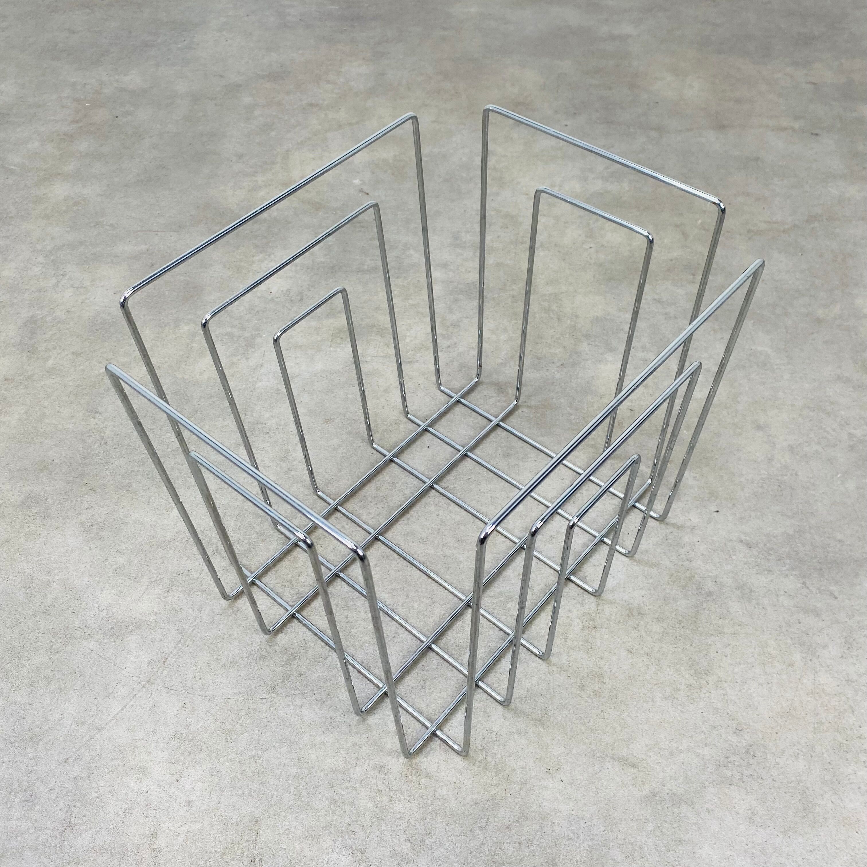 Magazine holder in chromed metal by Willi Glaeser for TMP 80s