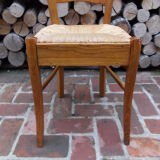 Chair mulched in acacia