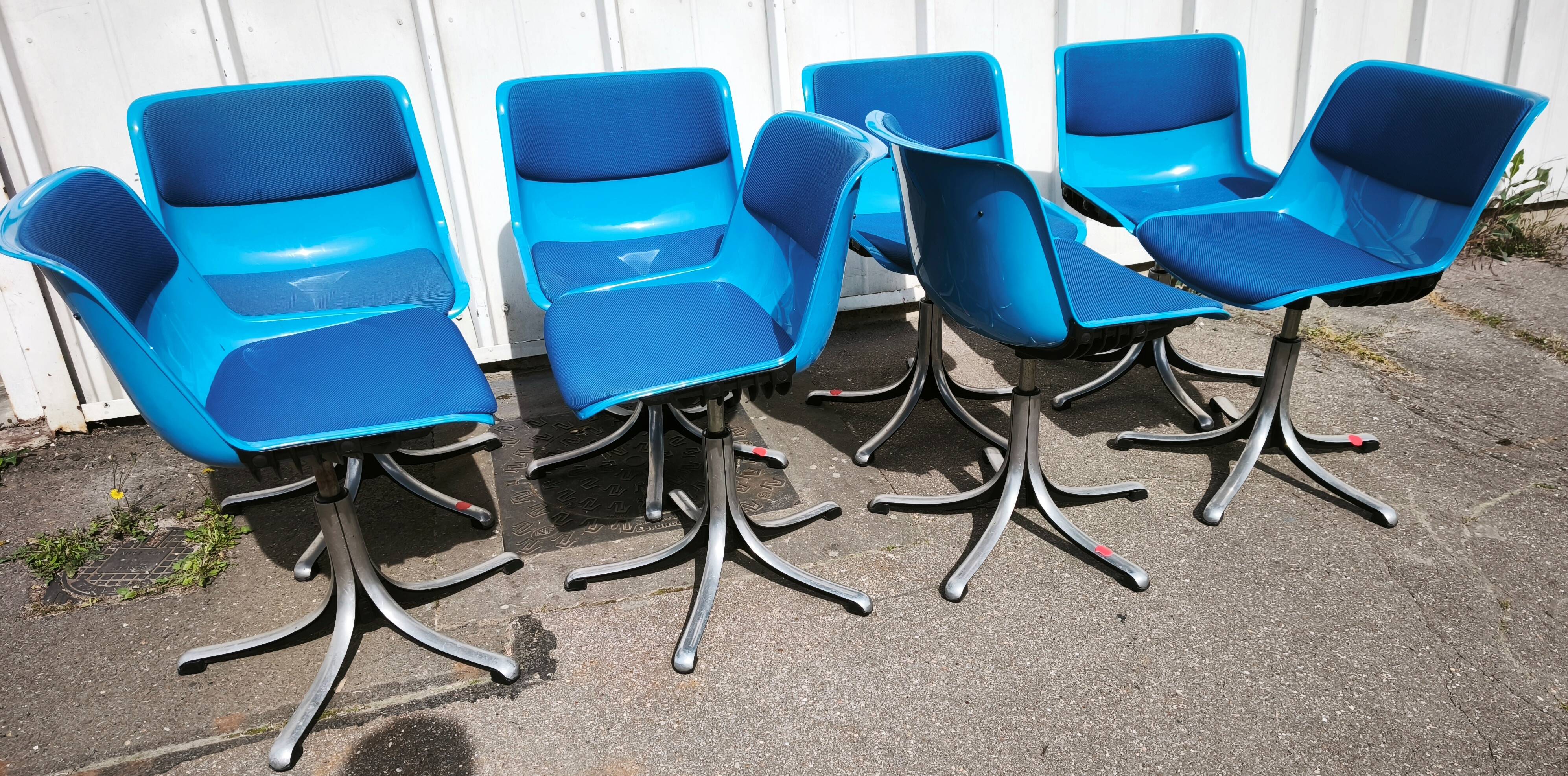 Suite de 8 chaises de bureau Modus, Tecno