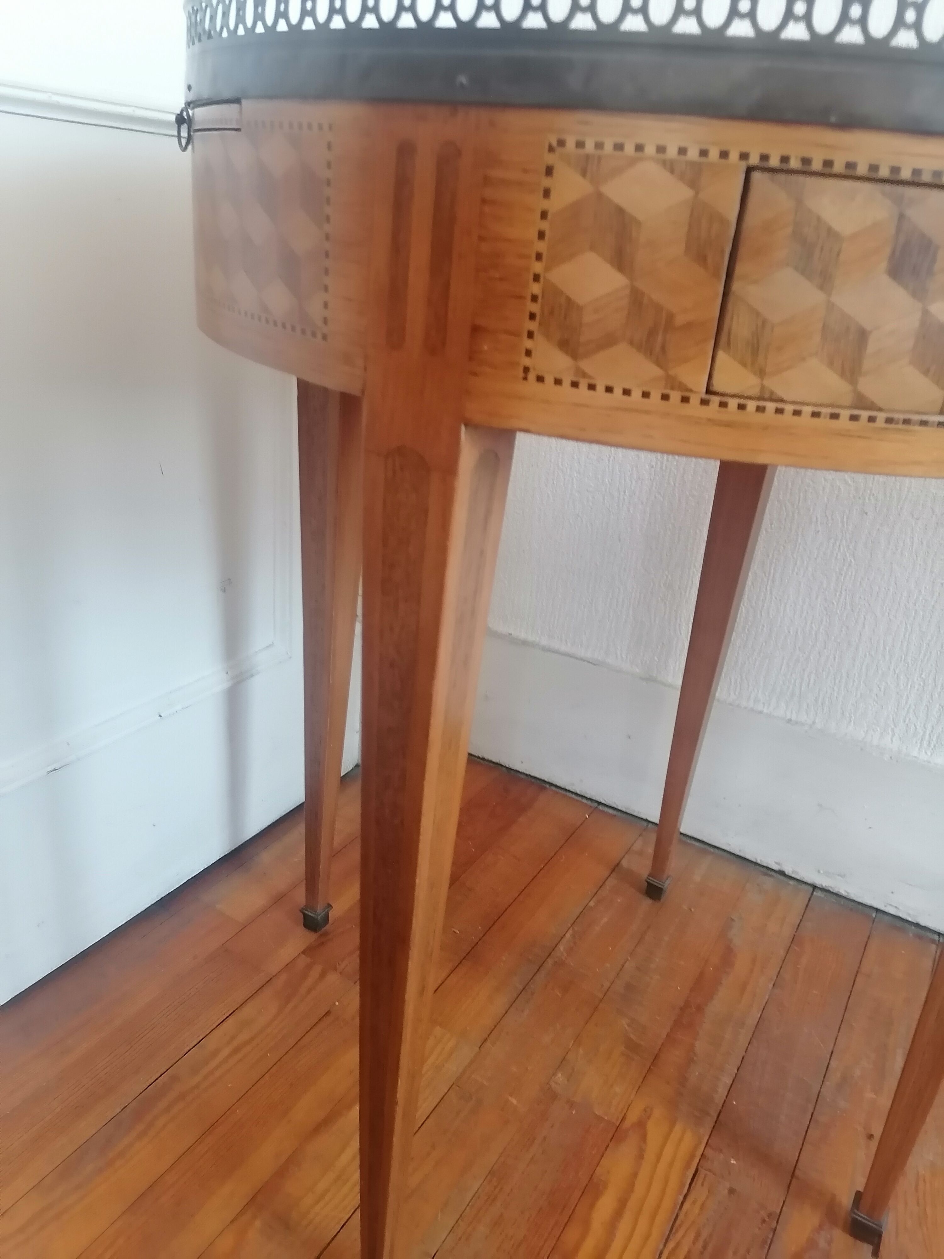 Table bouillote Louis XVI