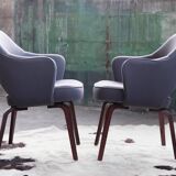 Eero Saarinen Knoll armchair upholstered in grey wool from the middle of the century