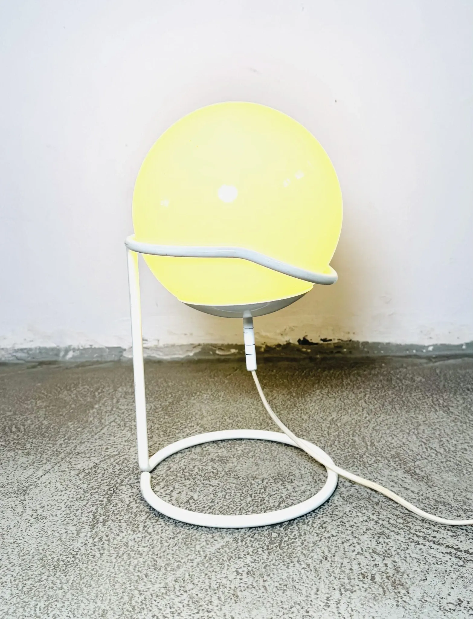 Floating Globe Table Lamp By Vrieland, The Netherlands, 1980S
