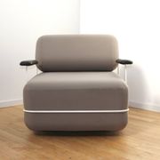 Paire de fauteuils Pebble, Bla Station