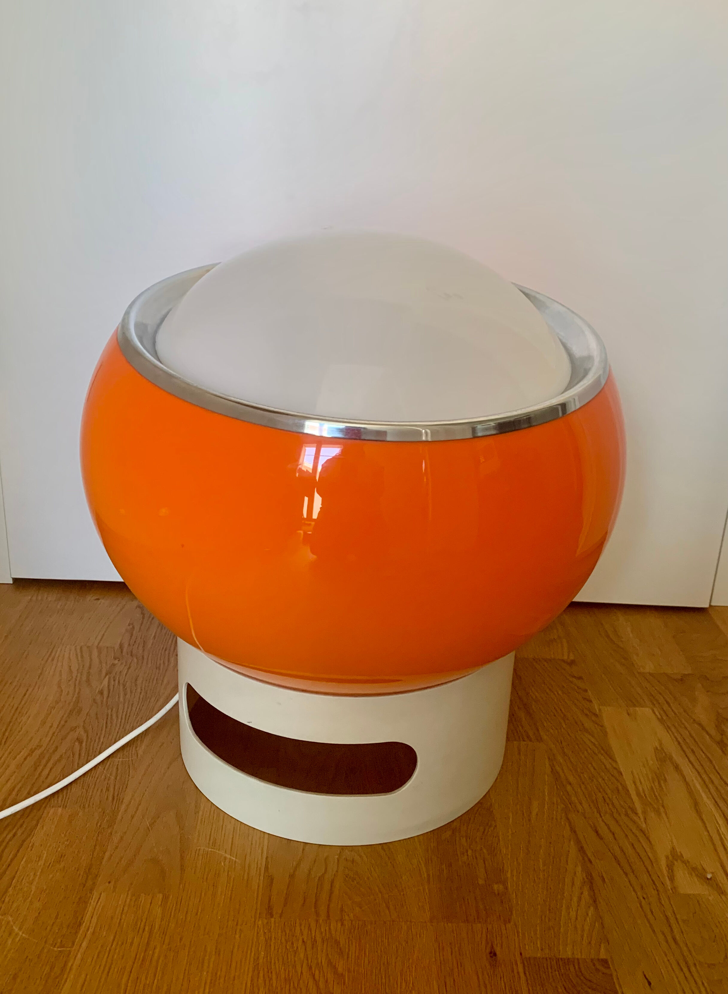 Lampadaire de Harvey Guzzini, Italie années 1970