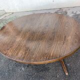 Oval baumann table