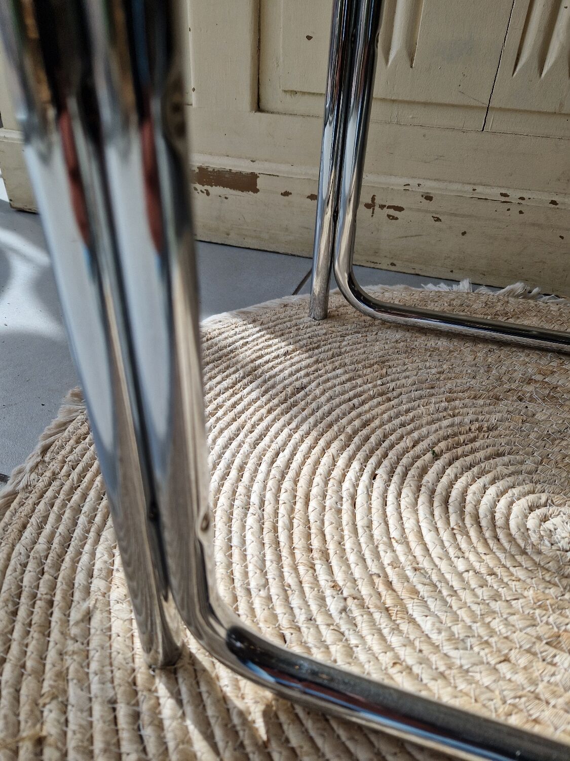 Side Table End Table Nightstand in Chrome Metal Tempered Glass