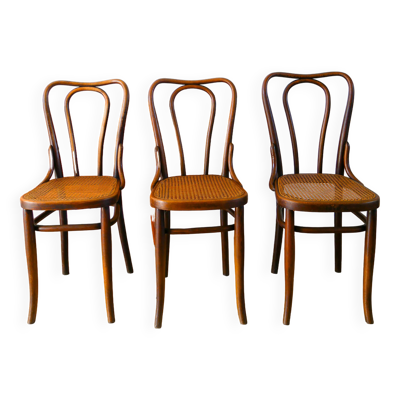 Ensemble de 3 chaises bistrot en bois et cannage signées J. Kohn, Made in Austria, XXème