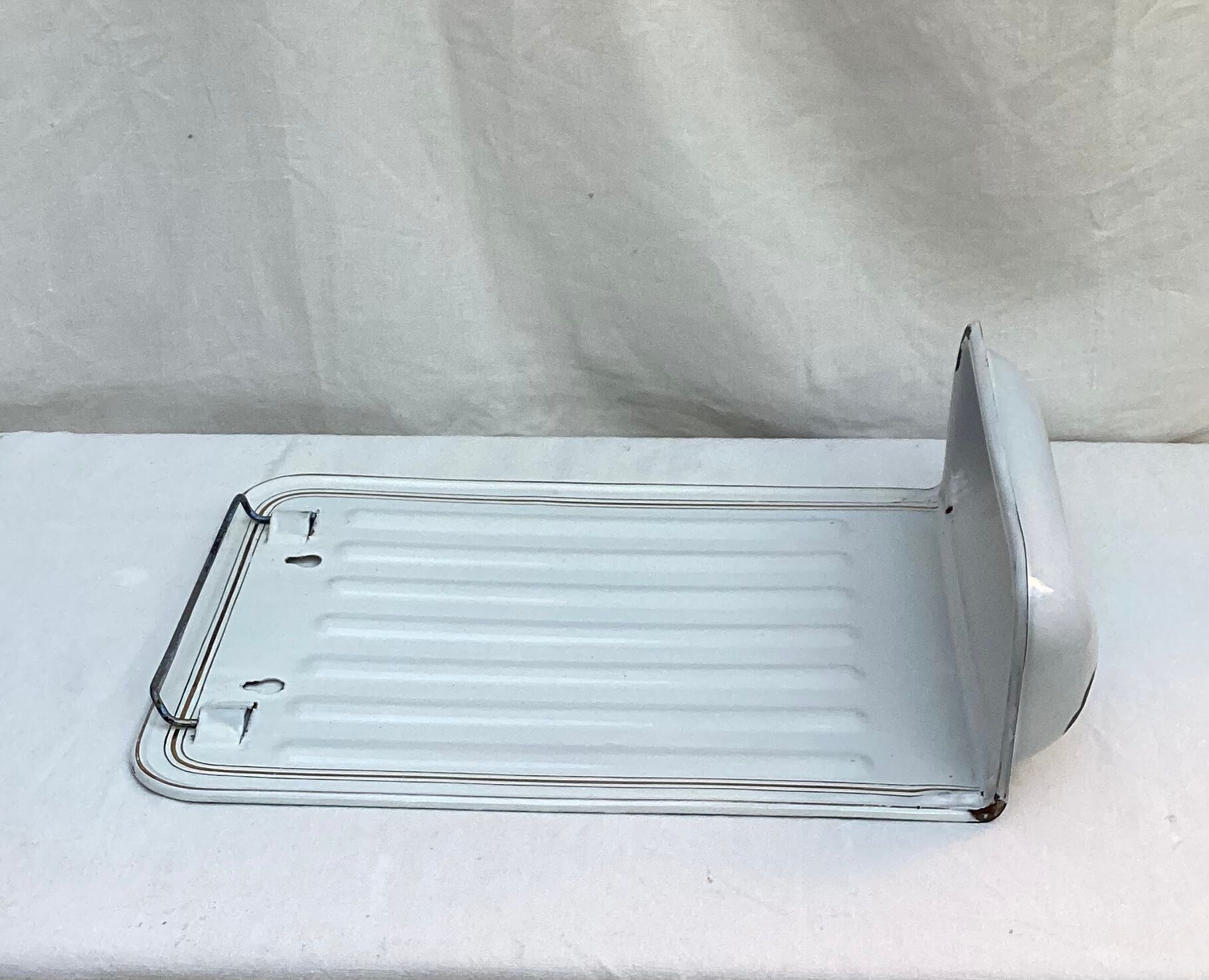 Vintage enamelled sheet metal utensil holder
