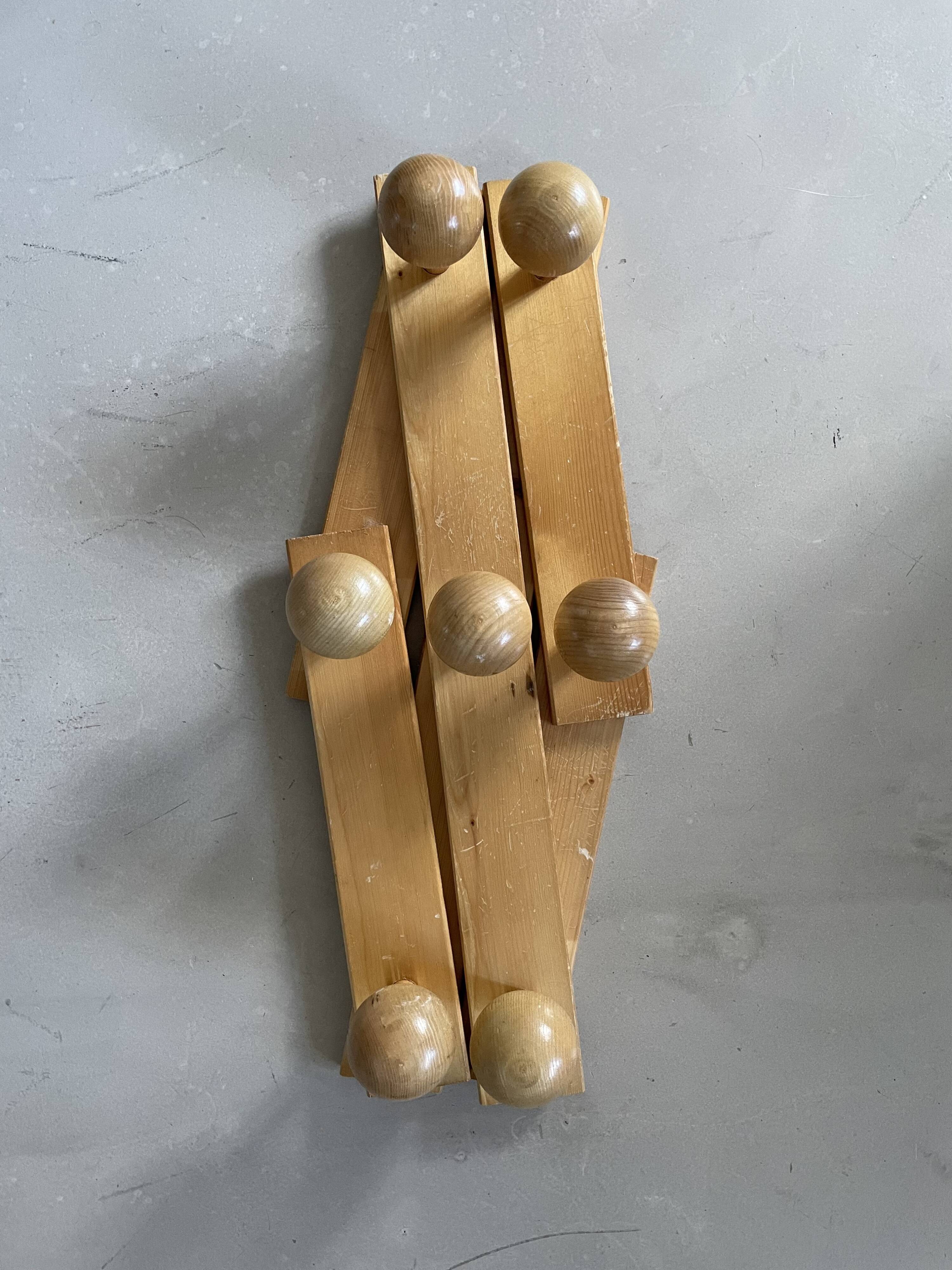 Vintage 70s wall coat rack