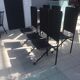 Set de 6 chaises de salle à manger pieds tripode en cuir grainé et métal 1970