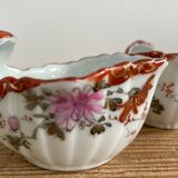 Pair of salerons shell Louis XV style porcelain of the nineteenth