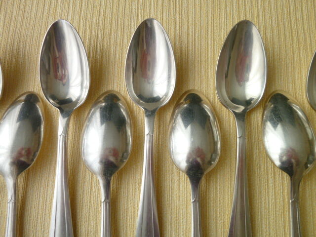 Box of 12 teaspoons in silver metal Apollo Art Deco style
