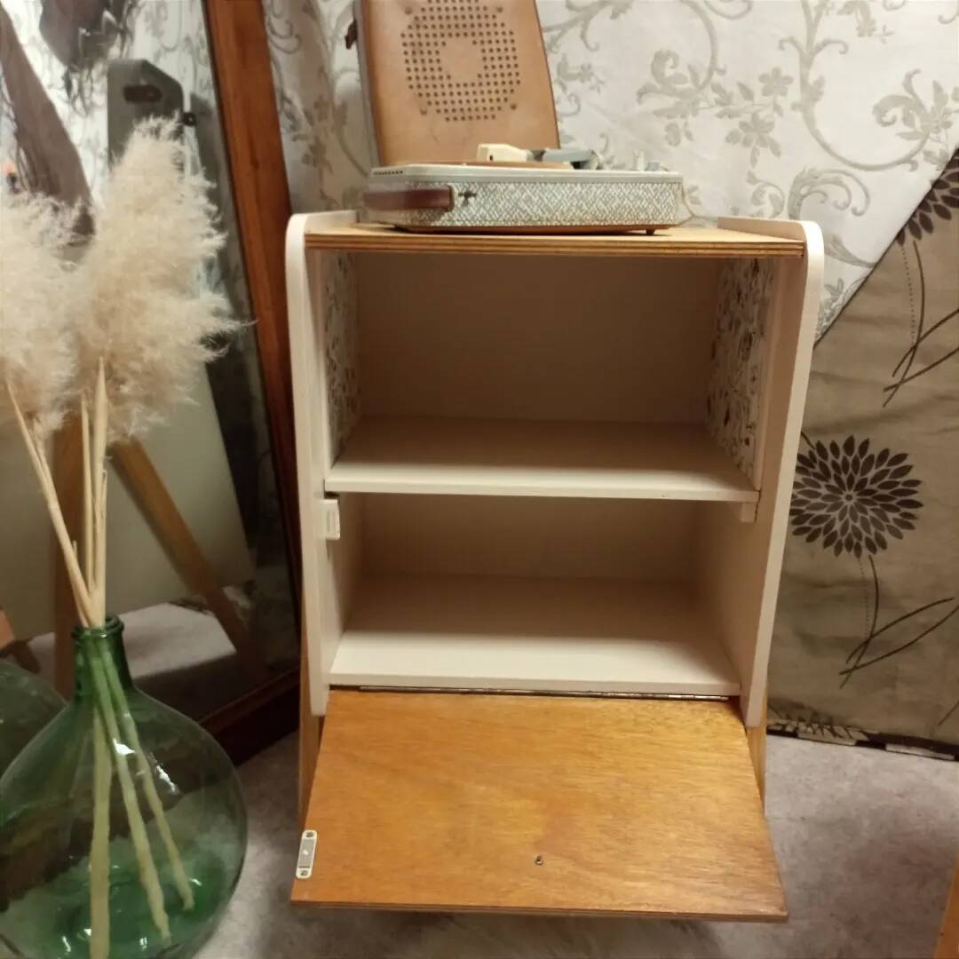 Pair of vintage bedside tables