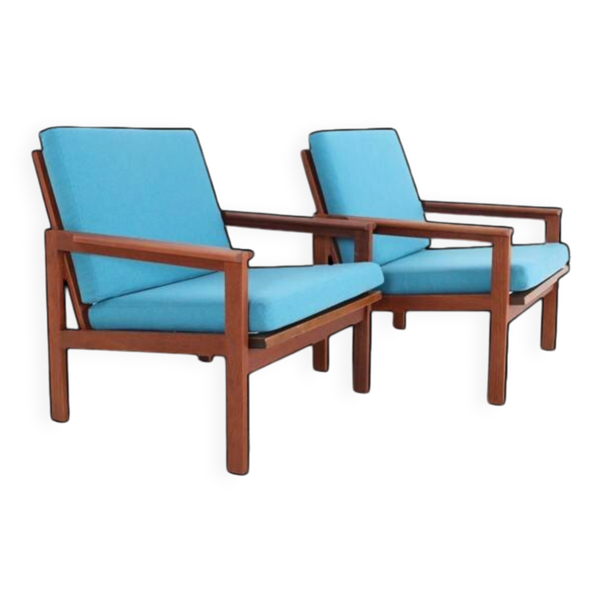 Ensemble de 2 fauteuils en teck "Capella" restaurés d'Illum Wikkelsø / Niels Eilersen.