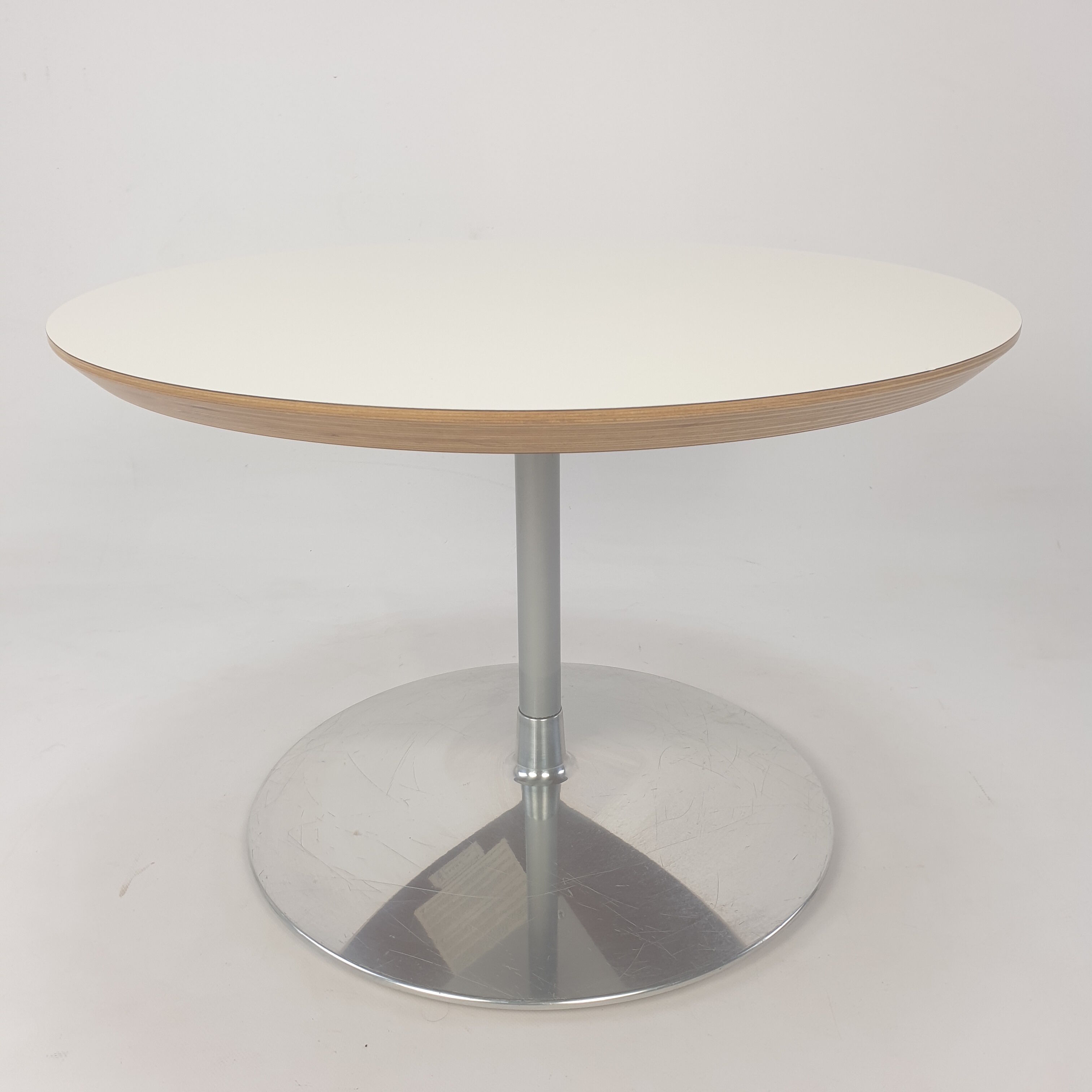 Round Coffee Table by Pierre Paulin for Artifort