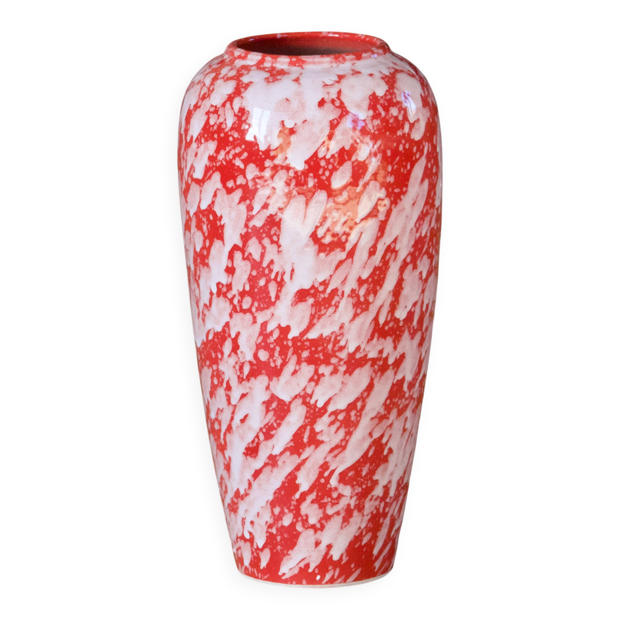 Large handcrafted vase in red speckled glazed ceramic.