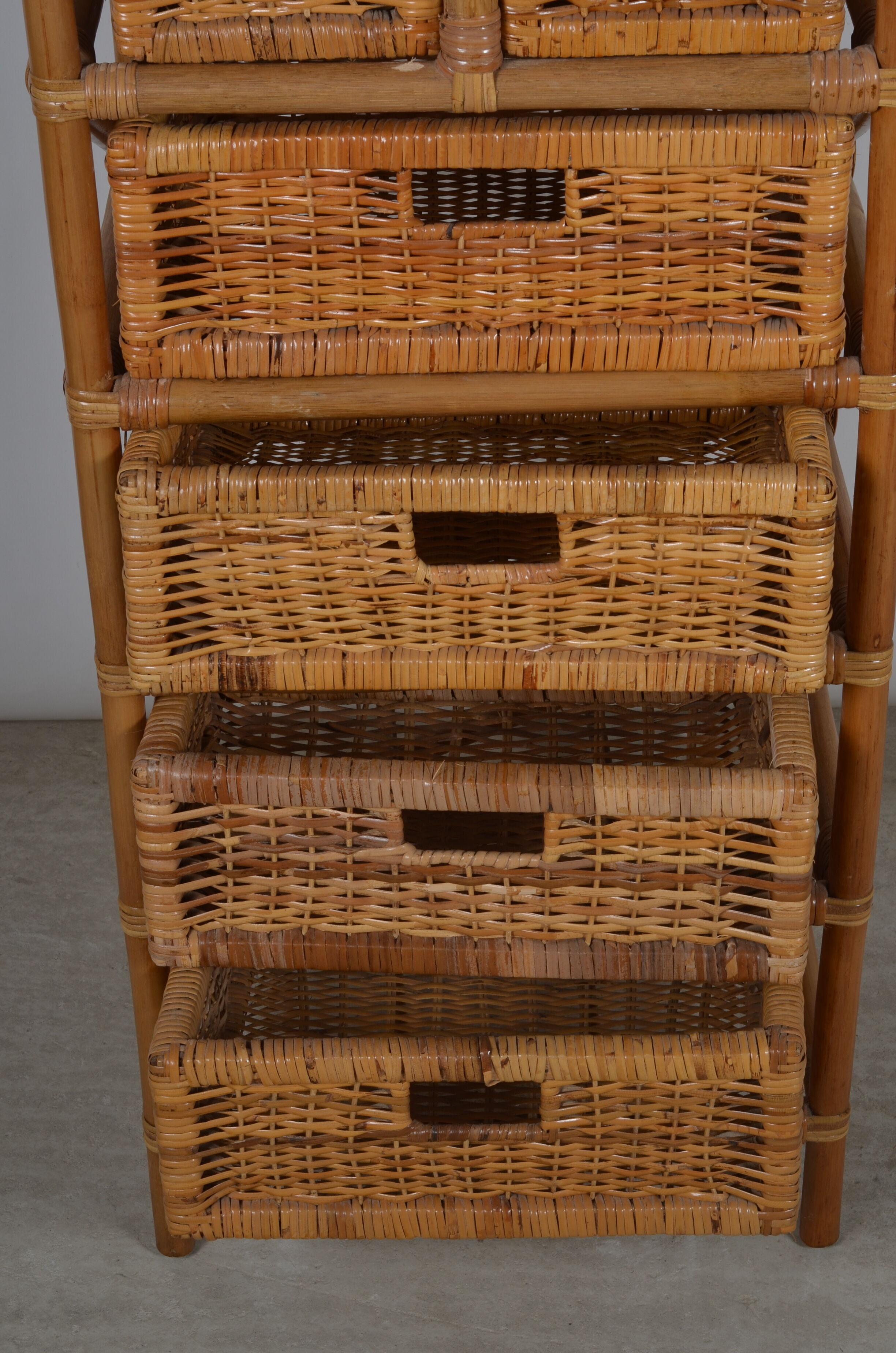 Rattan chest of drawers