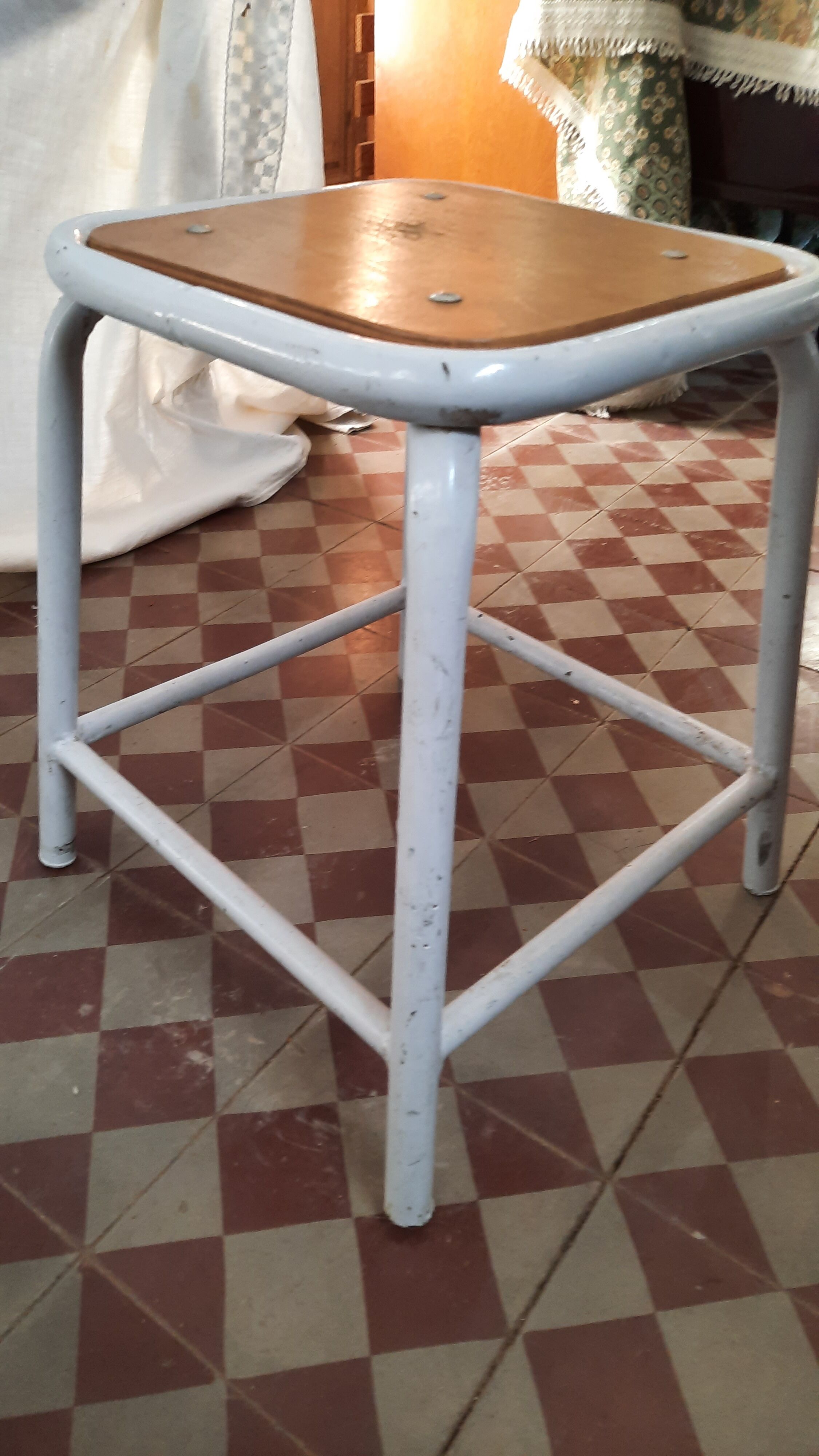 Metal stool