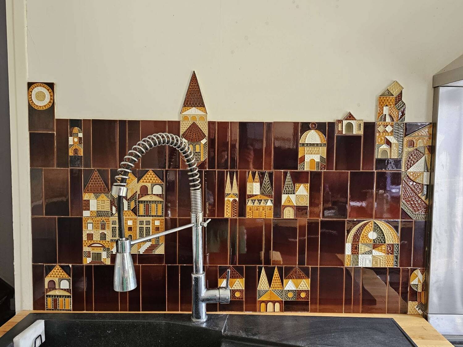 Ceramique le village de Roger Capron