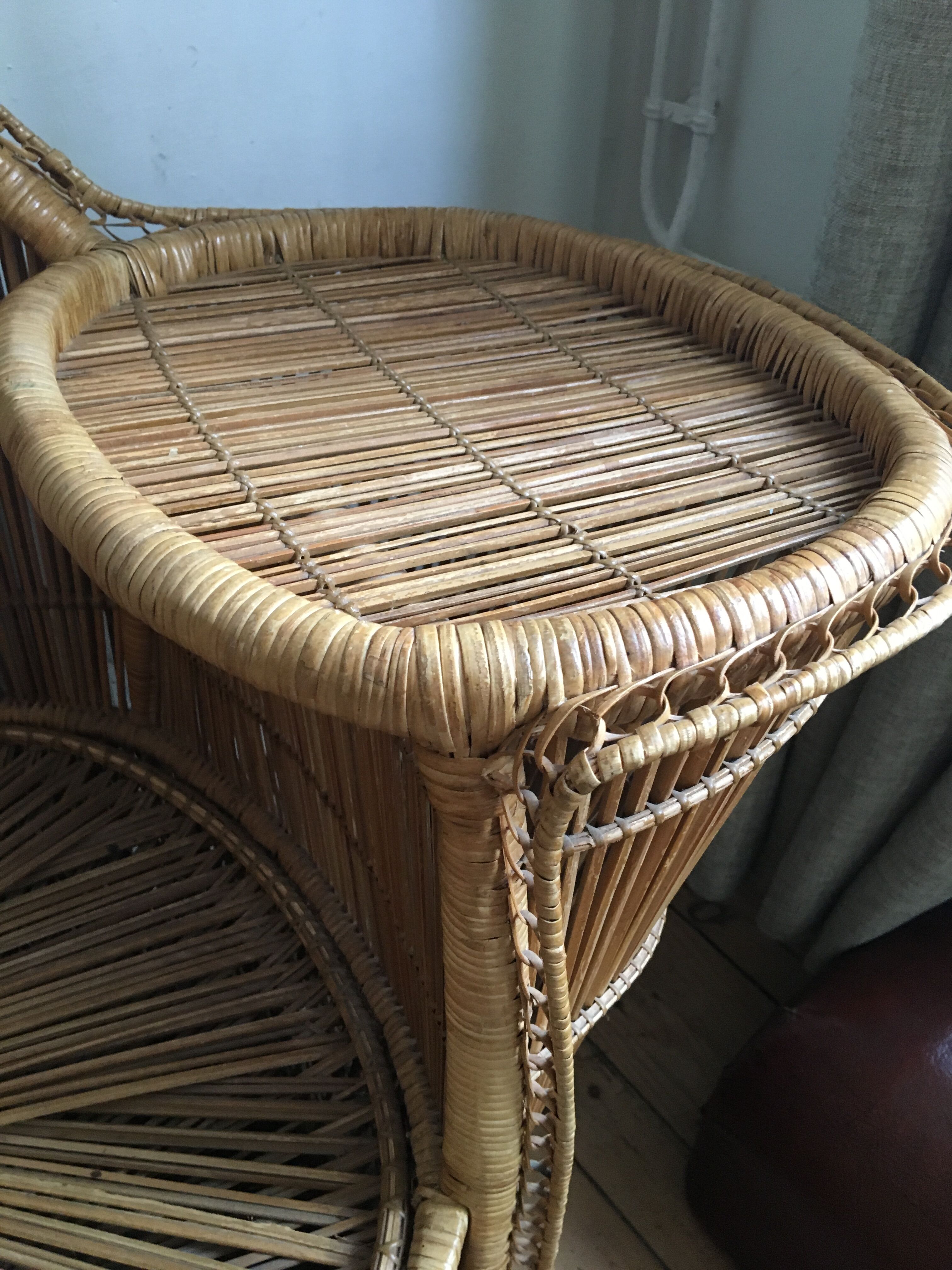 Rattan armchair with tablet