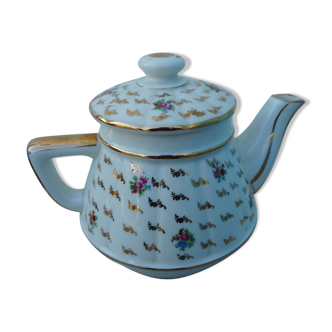 Porcelain teapot