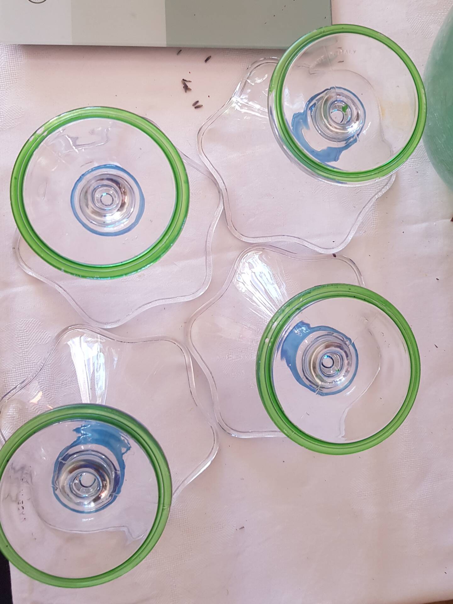 Set of 4 vintage glass ice cream bowls.