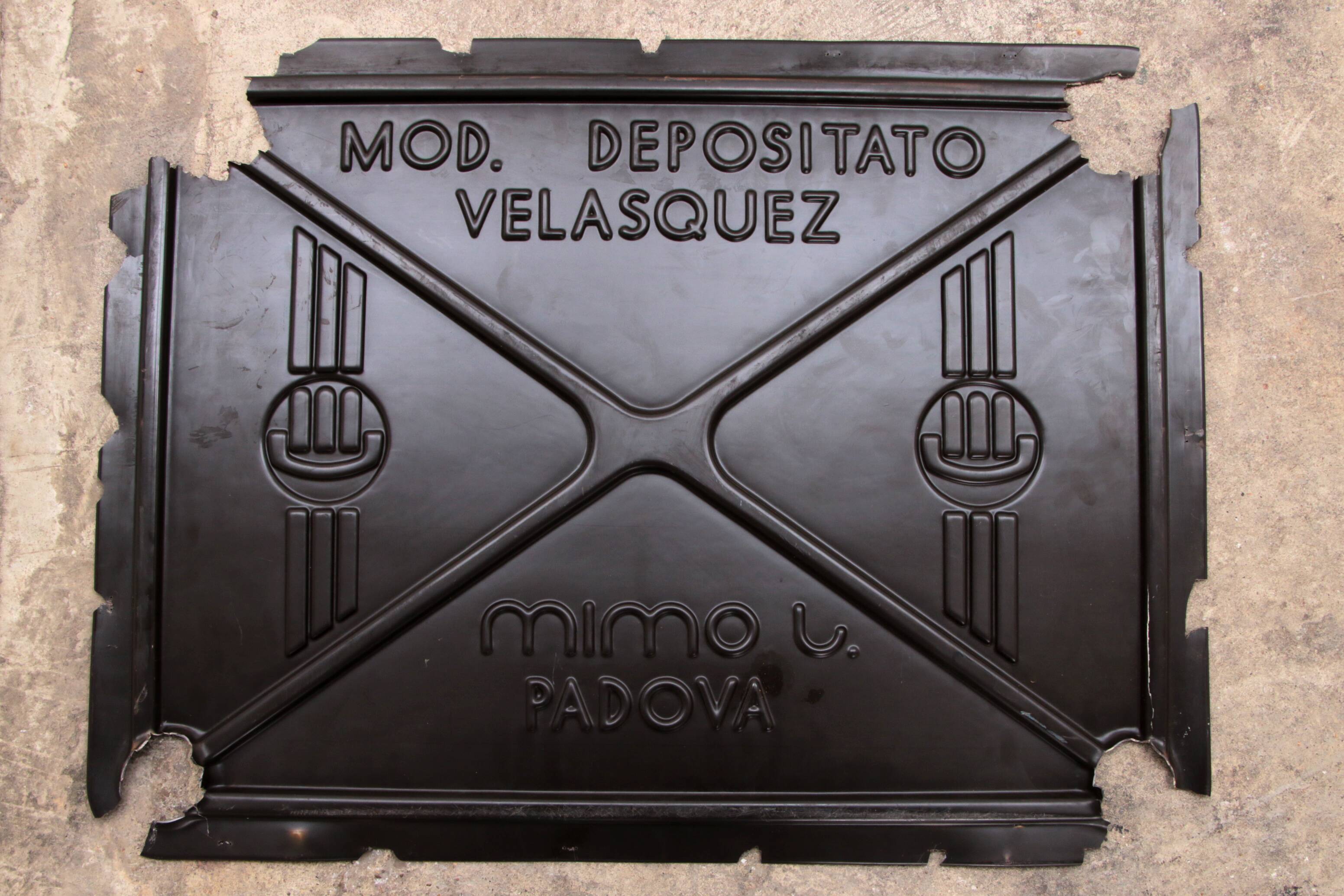 Lounge chairs Model Velasquez made by Mimo Padova, 1970s