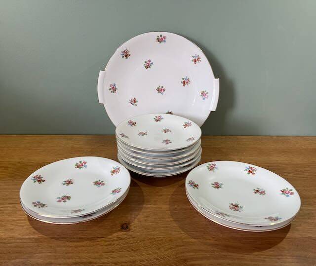 Floral dessert service