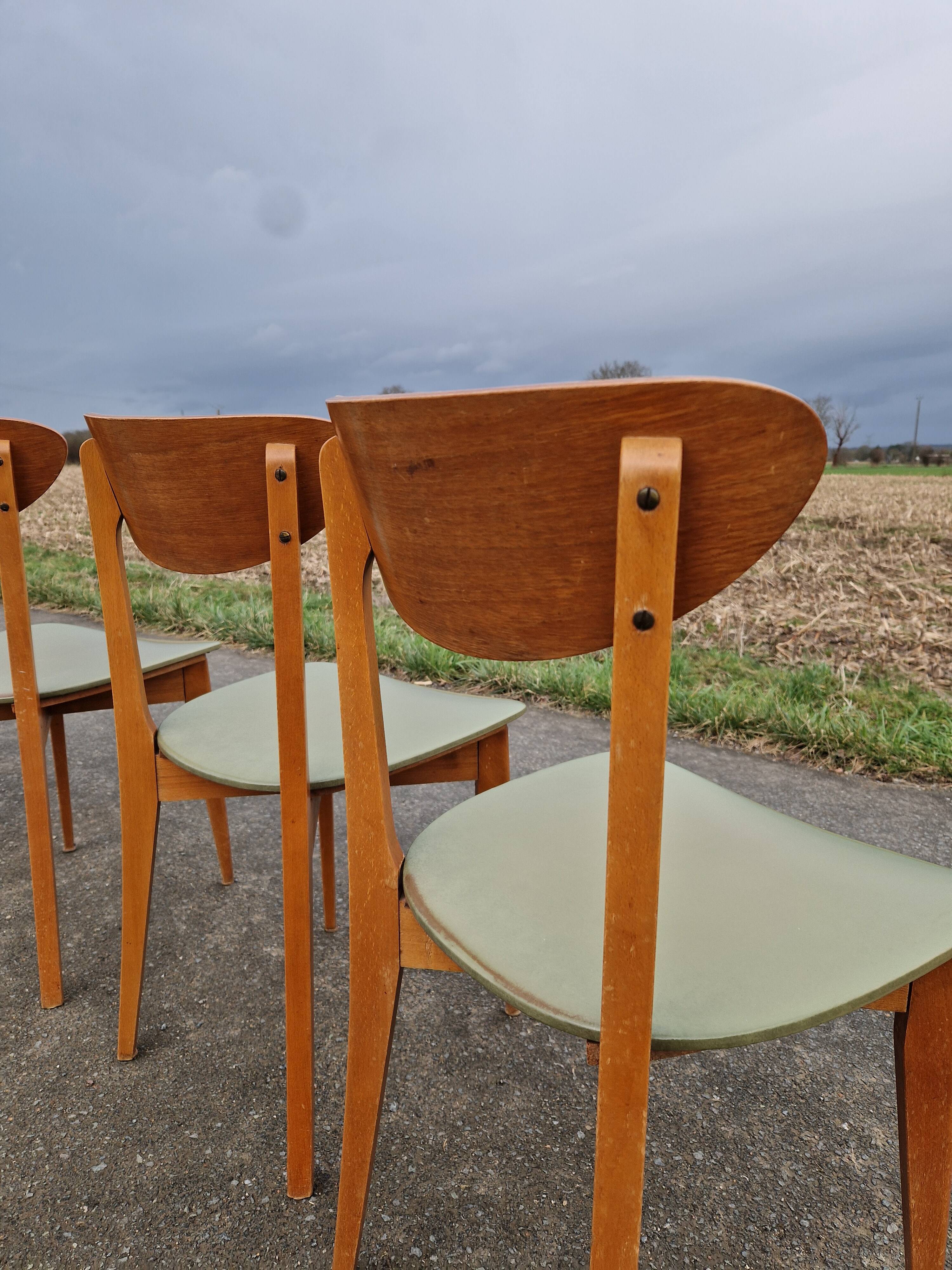 Set of 5 vintage Scandinavian style chairs