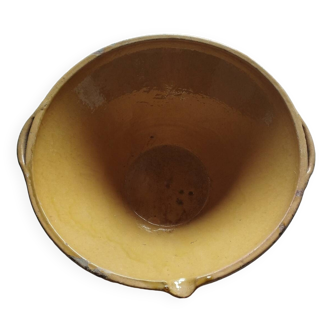 Gresale terracotta jar
