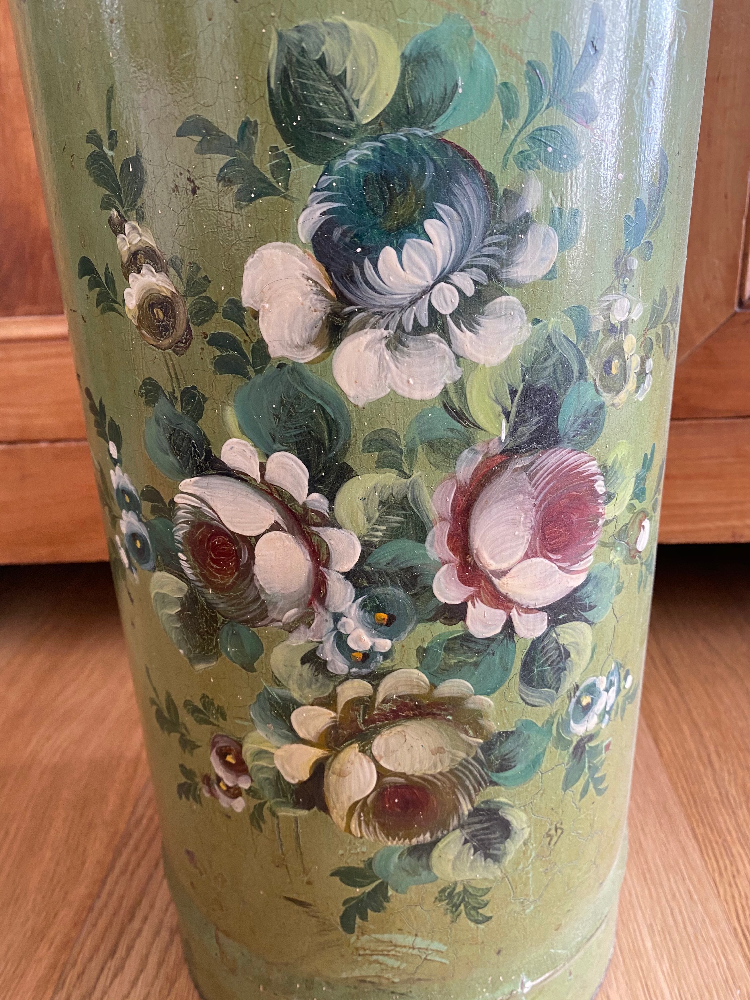 Napoleon III painted sheet metal umbrella holder